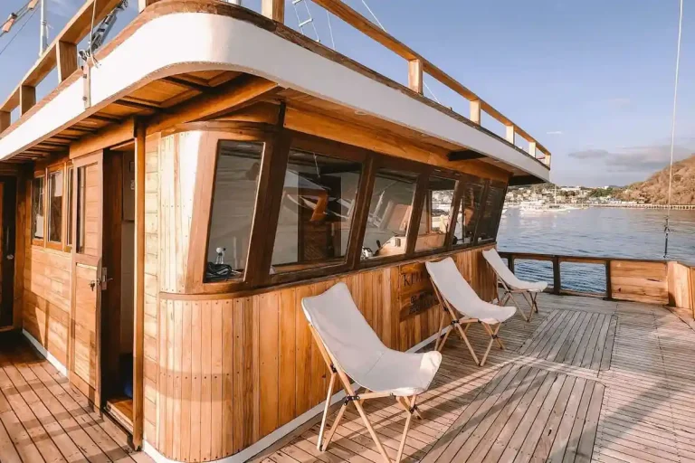Loungers on the shaded upper deck of a phinisi