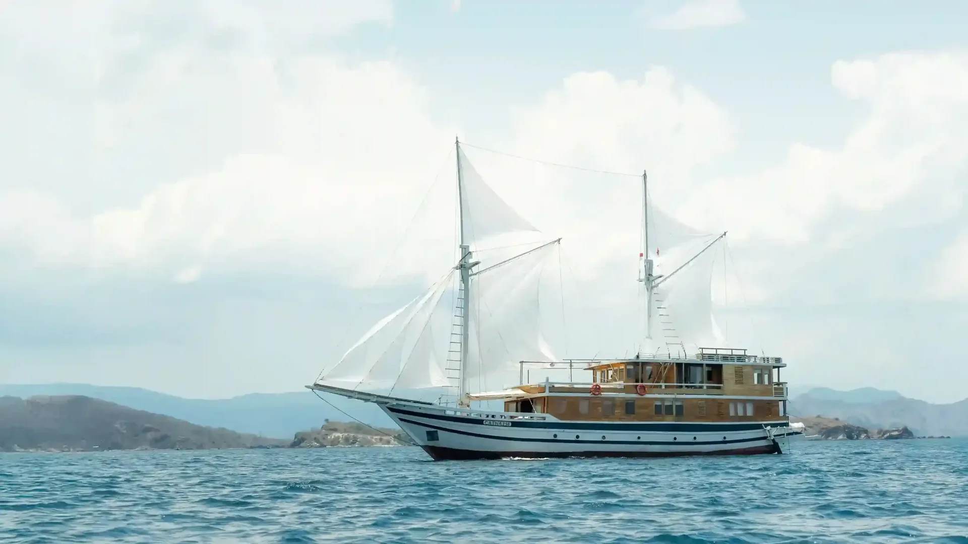 How to Choose Komodo Cruise Duration: Day Trip to 4D3N
